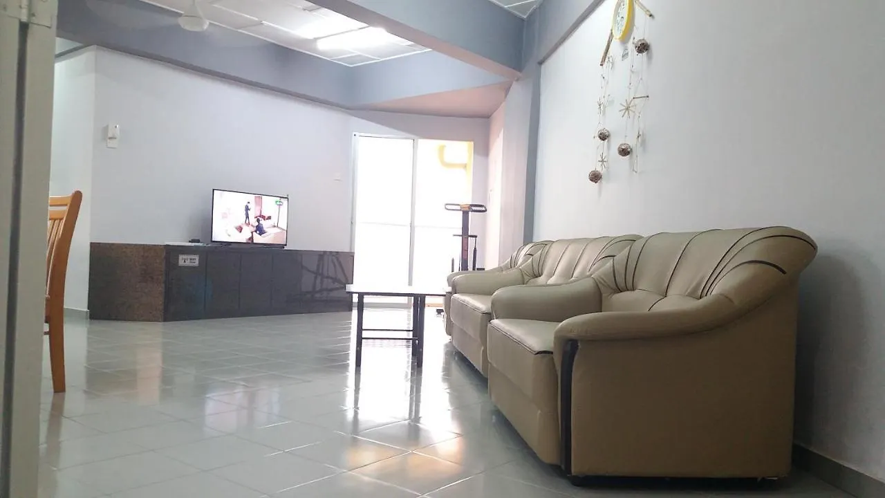 Coastside Homestay George Town Apartment